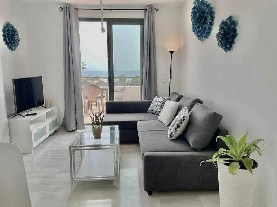 Apartamento Atico Con Vistas Al Mar Y En Nerja