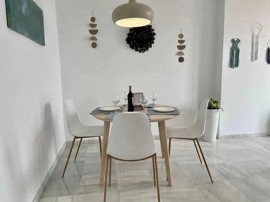 Apartamento Atico Con Vistas Al Mar Y En Nerja