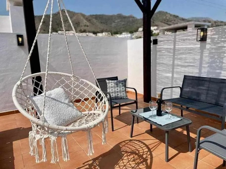 Apartamento Atico Con Vistas Al Mar Y En Nerja
