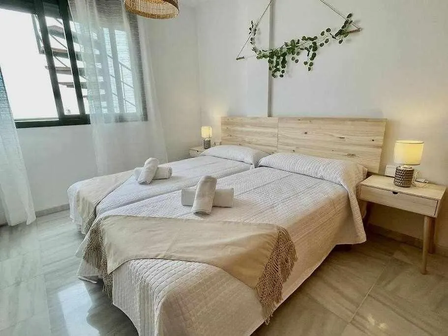 Apartamento Atico Con Vistas Al Mar Y En Nerja